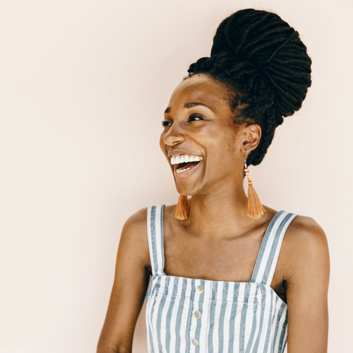 Working from Home and Breastfeeding? Here are 5 Tips to Keep you Safe, Sane and Stress-Free