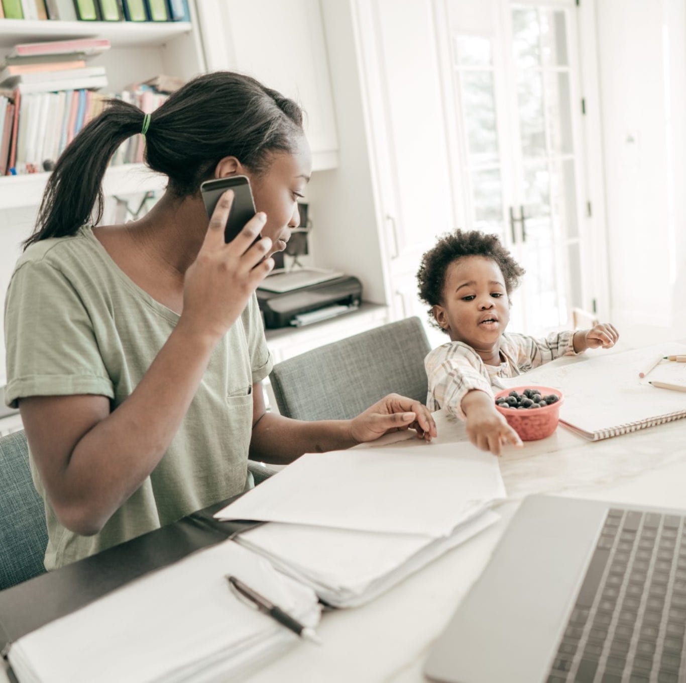 3 Helpful Tips for Parents Suddenly Working From Home With Kids